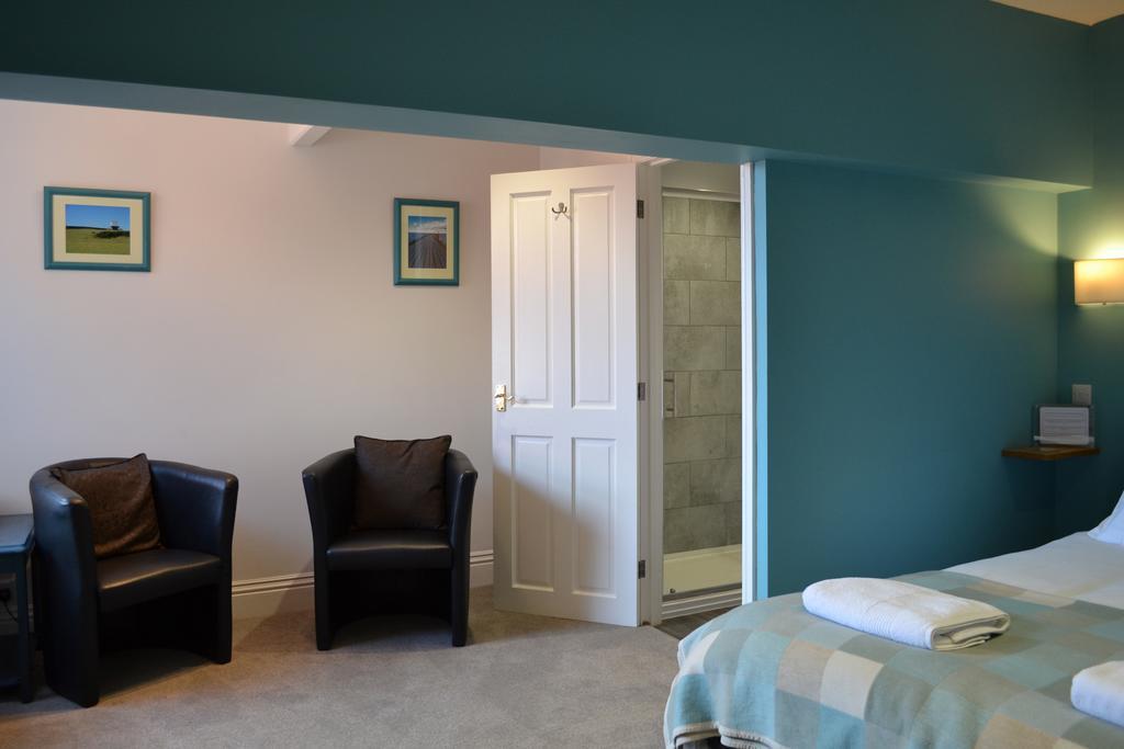 Corra Lynn Bed & Breakfast Whitby Exterior photo